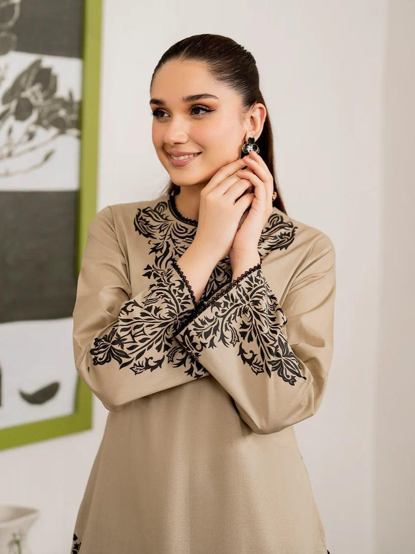 3 PC Women's Unstitched Embroidered Suit
